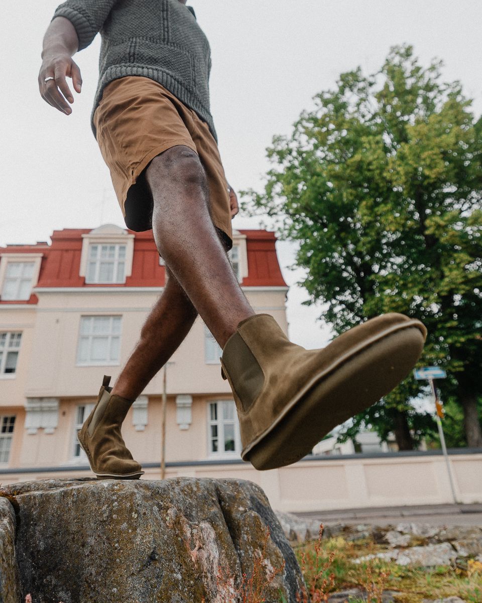 HELSINKI Suede