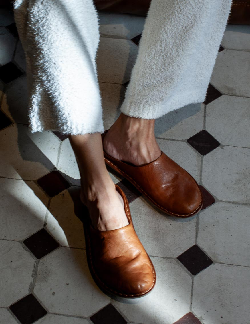 ROMA Leather